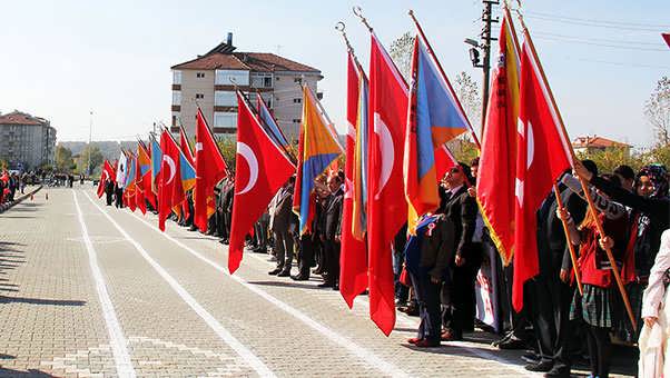 Okul Flamaları Tören Bayrakları, Okul Flamaları Tören Bayrakları Resmi, Okul Flamaları Tören Bayrakları Fiyat, Okul Flamaları Tören Bayrakları Fiyatı, Okul Flamaları Tören Bayrakları Fiyatları, Okul Flamaları Tören Bayrakları imalat, Okul Flamaları Tören Bayrakları imalatı, Okul Flamaları Tören Bayrakları imalatcısı, Okul Flamaları Tören Bayrakları satış, Okul Flamaları Tören Bayrakları satıcısı, Okul Flamaları Tören Bayrakları üreticisi, Okul Flamaları Tören Bayrakları Satış, Okul Flamaları Tören Bayrakları Satıcısı, Okul Flamaları Tören Bayrakları Baskıcısı, Okul Flamaları Tören Bayrakları Baskısı, 